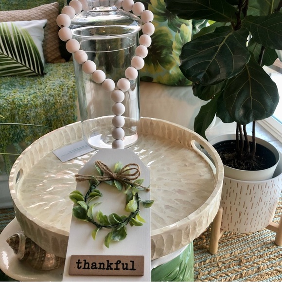 New! “Thankful” White Chunky Wood Beaded Tag - Picture 2 of 7